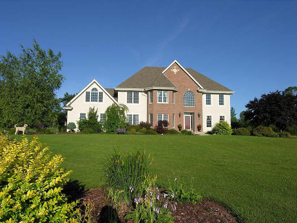 Stately Brick & Cedar Design