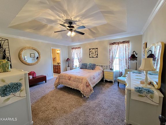 5th image of 208 Westwood Dr