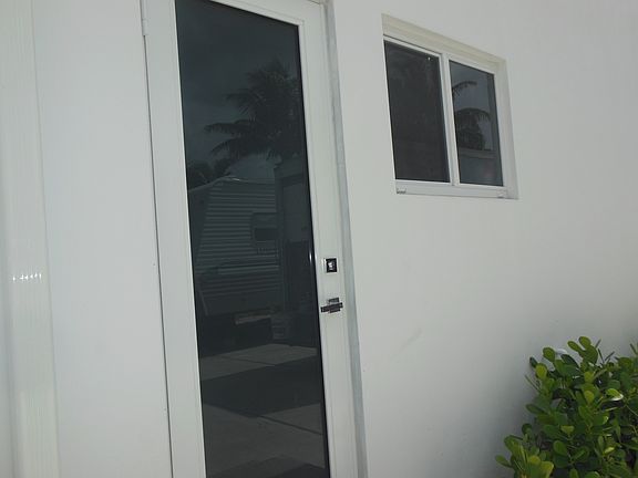 11530 SW 47 ST, MIAMI, FL 33