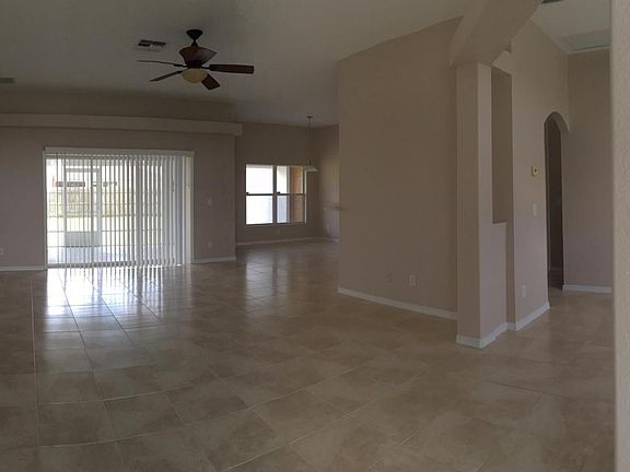 3rd image of 5782 NW Belwood Cir