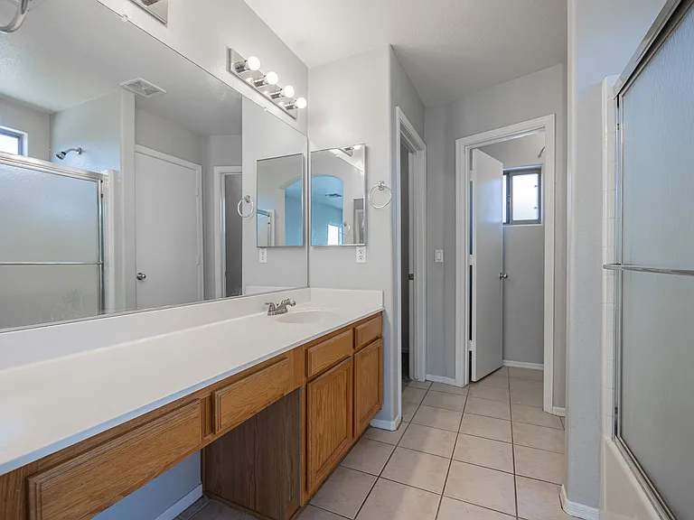 13344 W Desert Ln — Photo 14