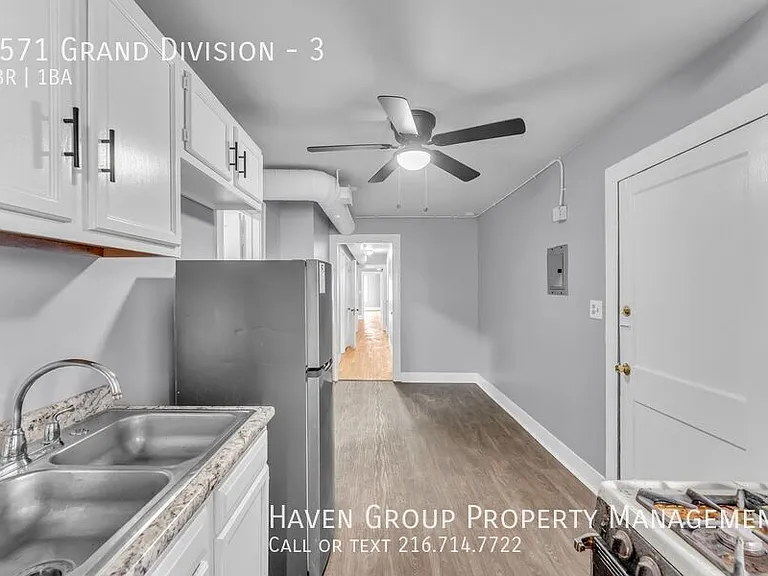 9571 Grand Division Ave #3 — Photo 9