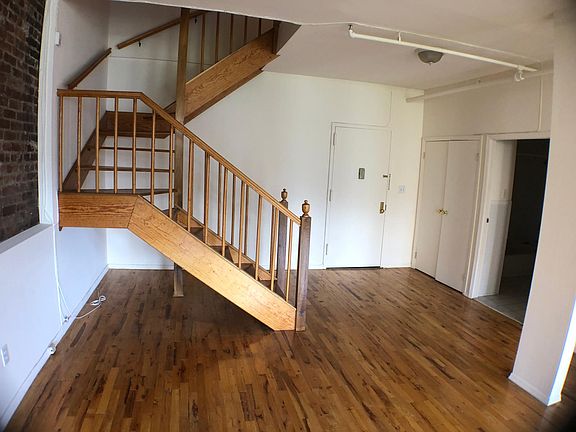 3rd image of 86 Main St Ste 5
