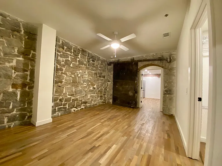 Andrews Court — Photo 47