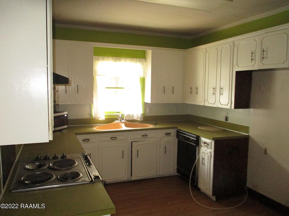1110 W Lasalle St, Ville Platte, LA 70586 | Zillow