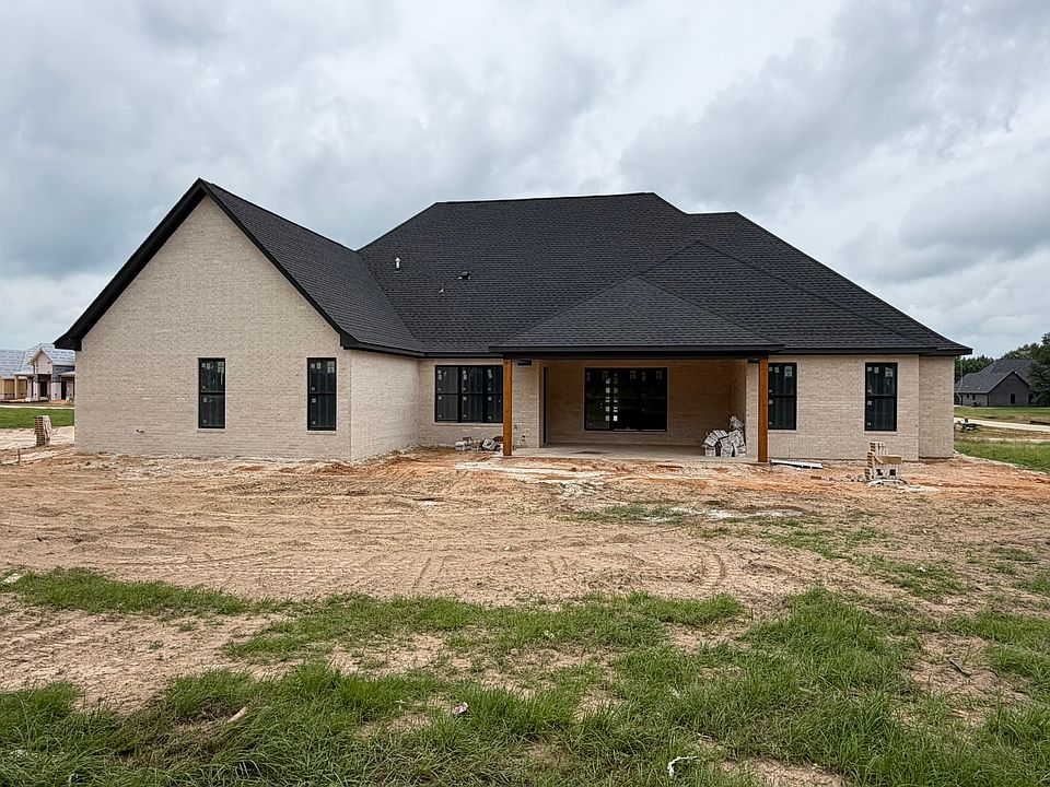 2nd image of 13848 Cedar Hill Cir
