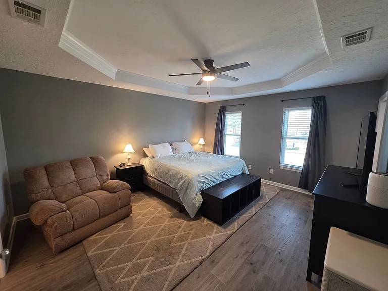 1318 Maple Leaf Ct — Photo 12
