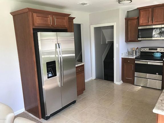 3rd image of 10341 W Jolynn Ct