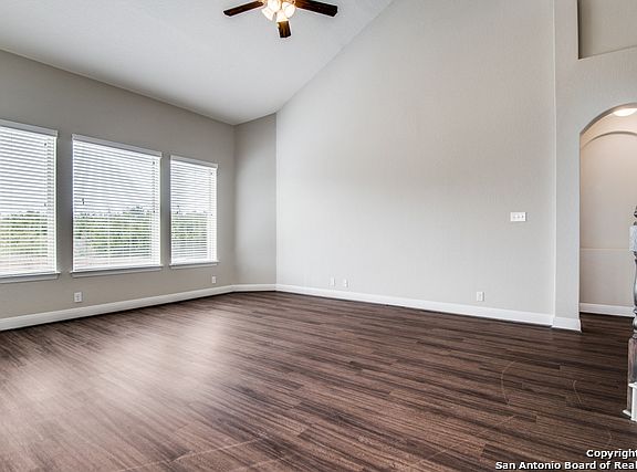 2nd image of 24706 Malta St