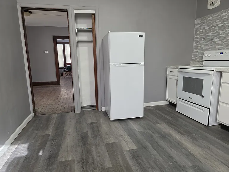 5914 Laura Ave — Photo 16