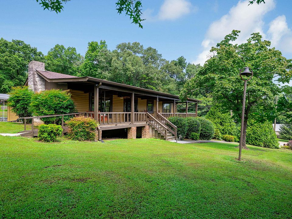 1st image of 407 White Rd