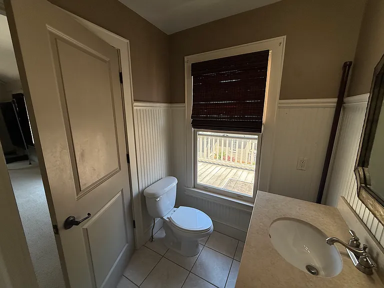 419 N Walnut St — Photo 30