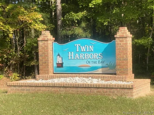 6 Twin Harbor Rd Lot 6, Reedville, VA 22539