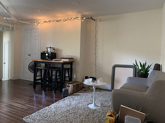 2nd image of 532 Lafayette Ave