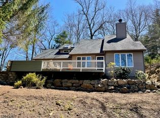 3 Springbrook Ter, Sparta, NJ 07871