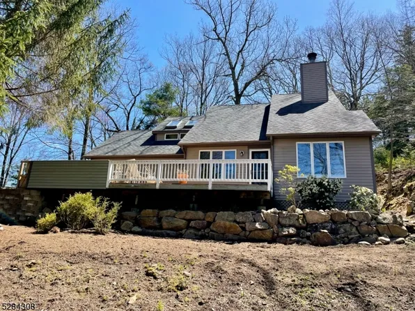 3 Springbrook Ter, Byram Twp., NJ 07871