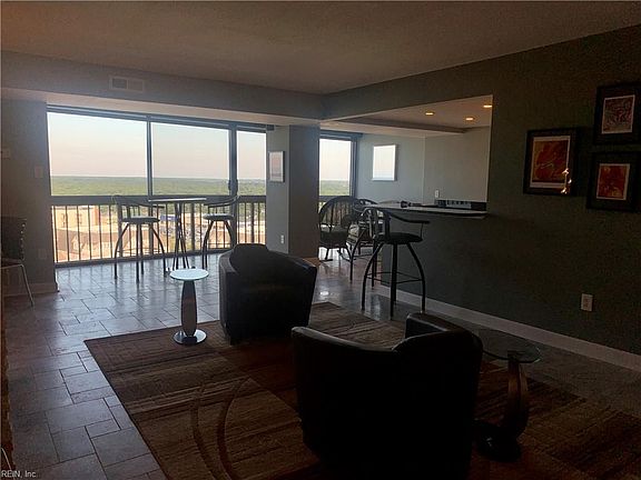4th image of 2830 Shore Dr #Penthouse 1