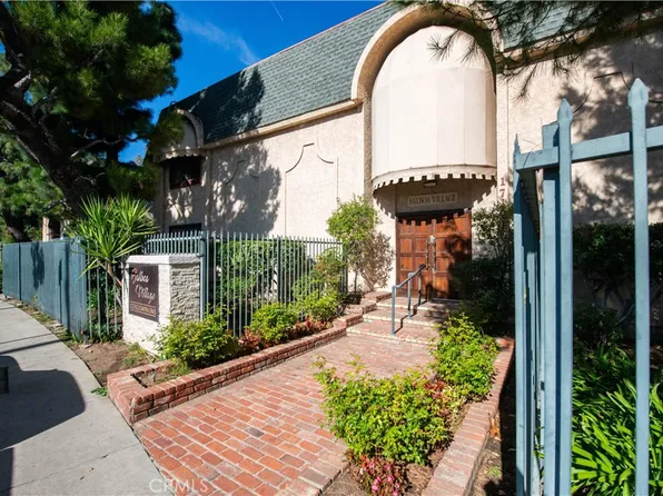17111 Roscoe Blvd Unit 4, Northridge, CA 91325