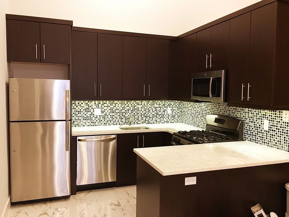 1st image of 2575 22nd St APT 2F