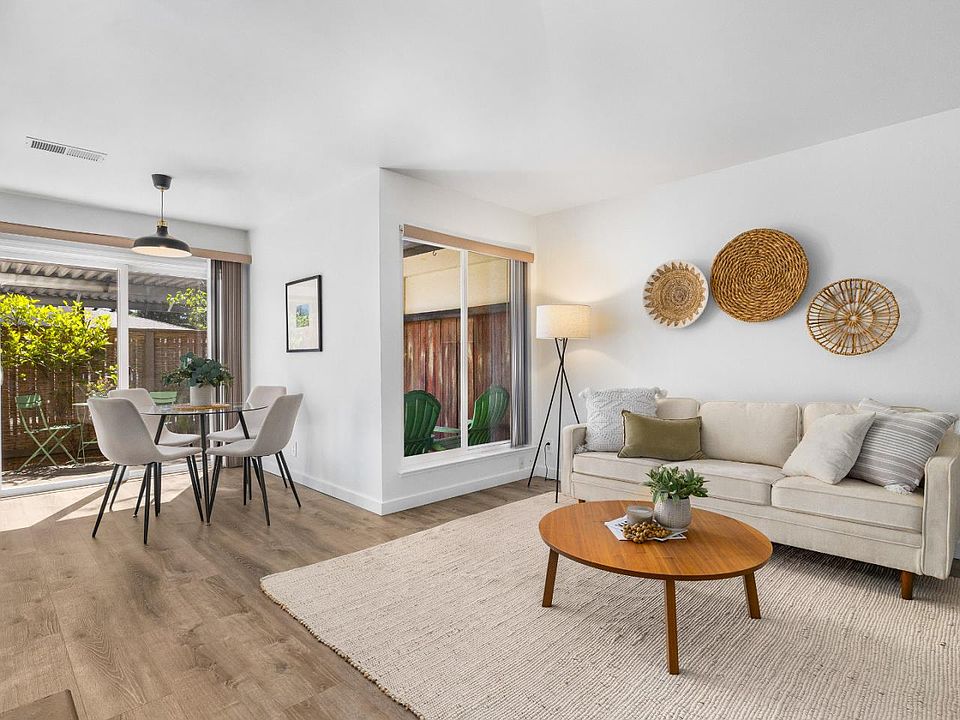 1st image of 102 Palo Verde Ter