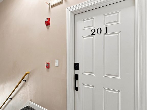 3rd image of 12 Cross Street #201
