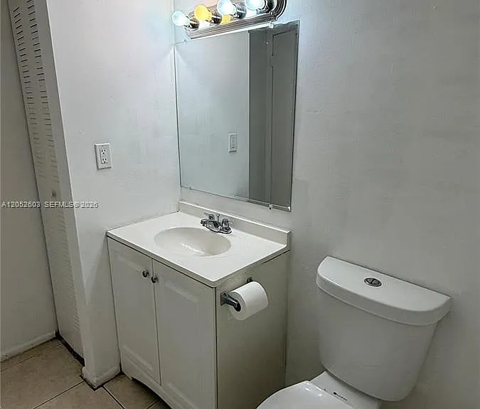 1163 Lake Terry Dr #J — Photo 22
