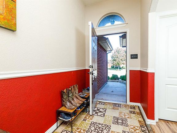 4th image of 6705 Sierra Madre Dr