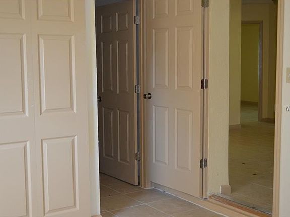 5th image of 2919 S Lake Deer Dr