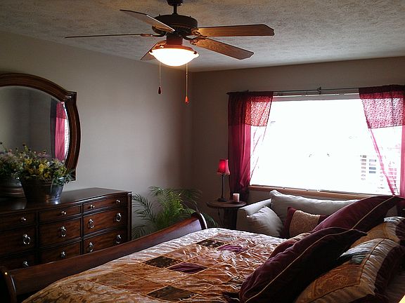 4th image of 6708 Milan Dr