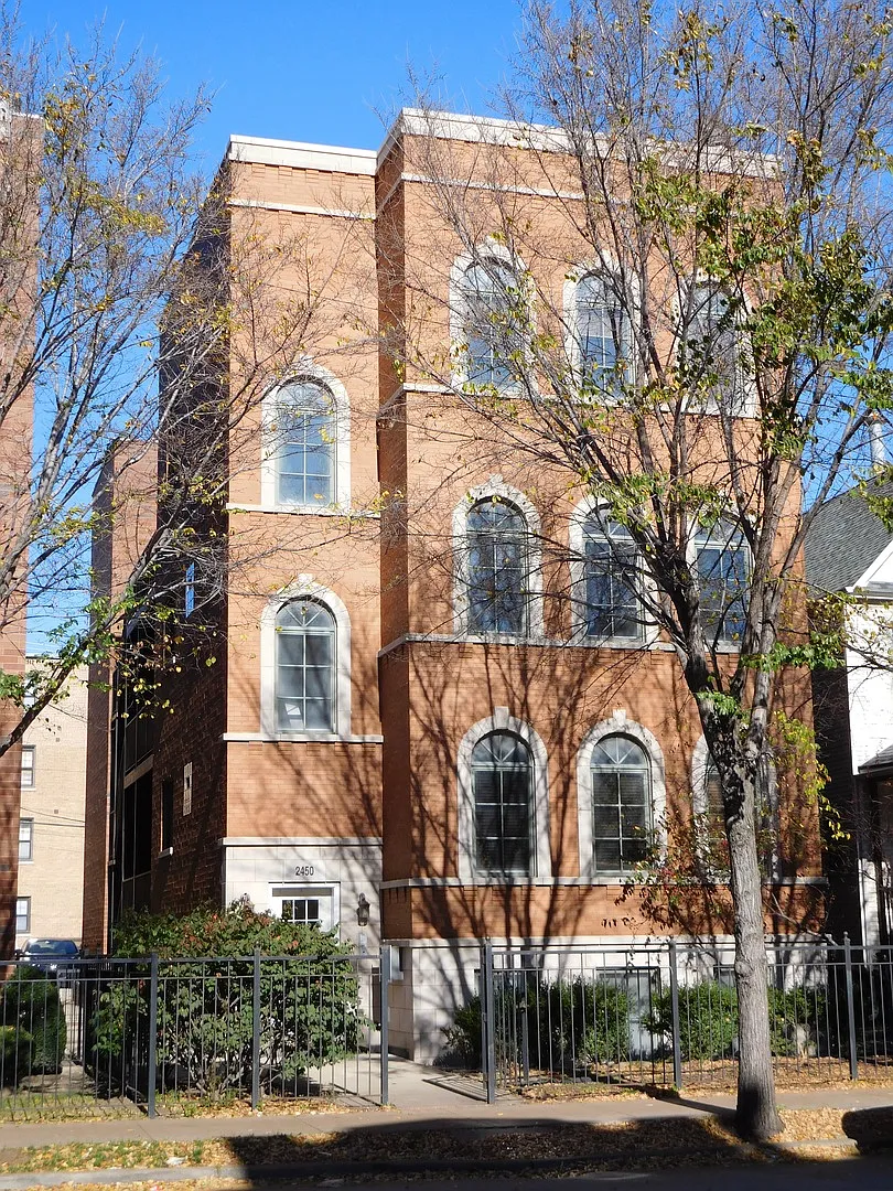3 bed, 1800 sqft, $3,400 — Photo 1
