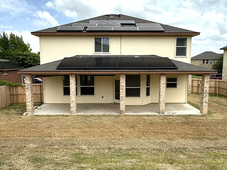 2303 Scott Dr — Photo 24