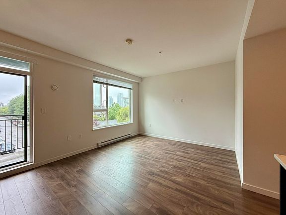 3rd image of 621 Regan Ave #312
