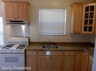 738 Alcatraz Ave APT 1, Oakland, CA 94609