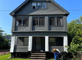 813 Wayside Rd, Cleveland, OH 44110
