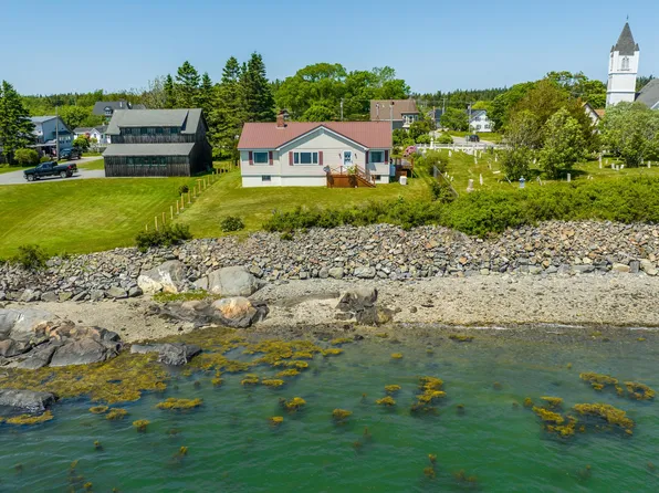 8 W Main Street, Jonesport, ME 04649