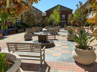 1122 40th St APT 409, Emeryville, CA 94608