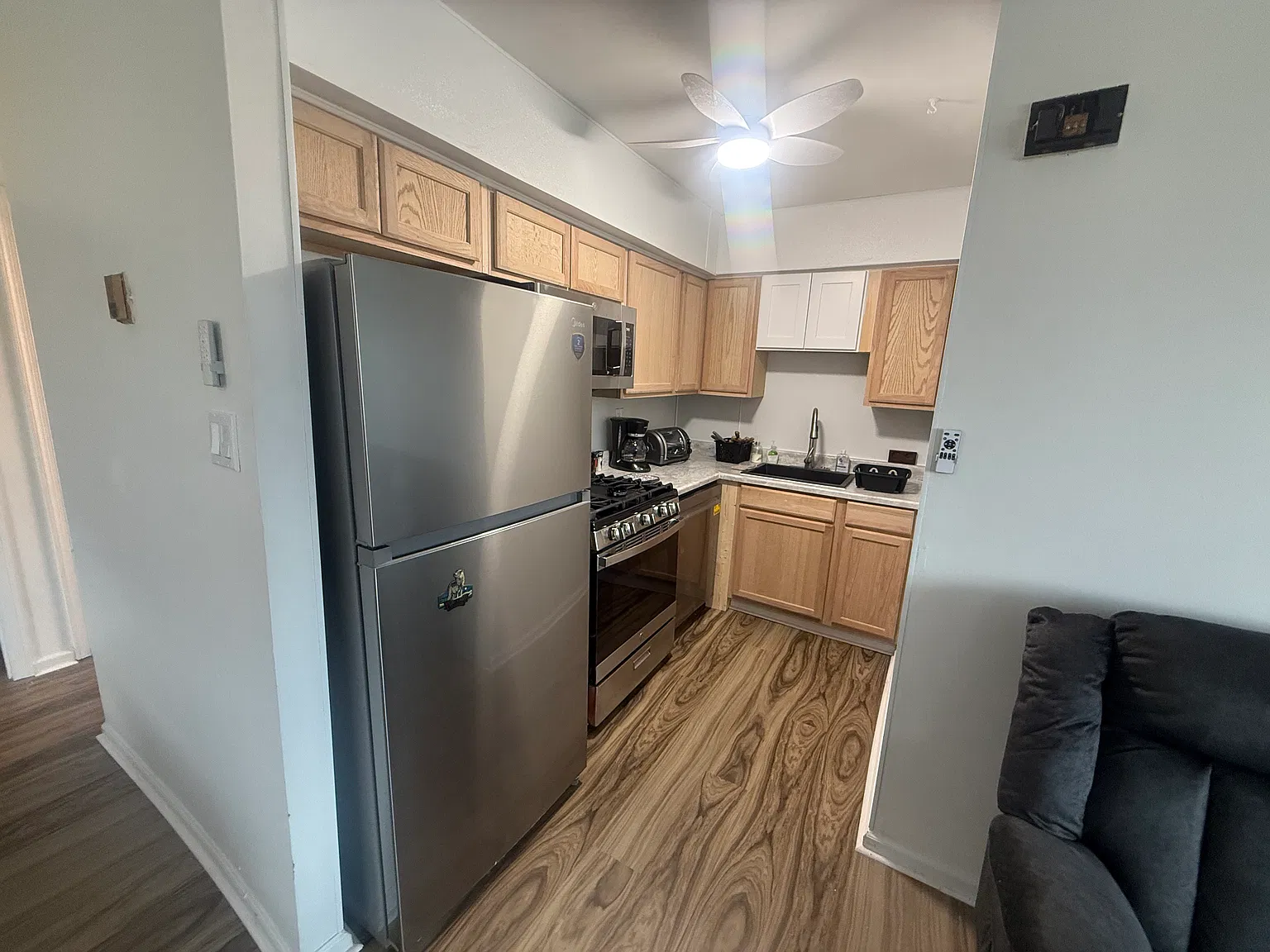 2 bed, 900 sqft, $2,200 — Photo 4