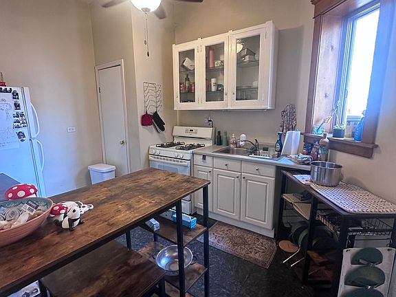 5th image of 1467 N Milwaukee Ave APT 3F