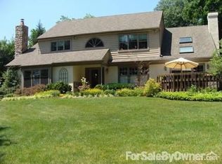 420 Inveraray Rd, Villanova, PA 19085