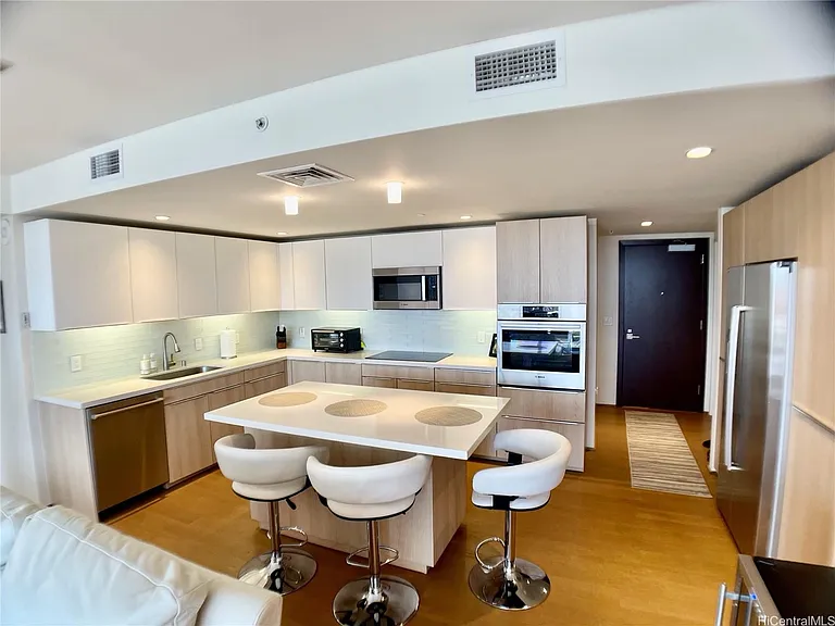 Kitchen & island