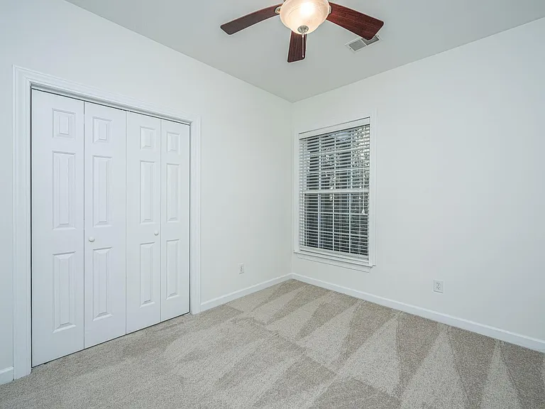 1476 Belcourt Ln — Photo 30