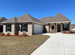 6452 Oakley Dr, Addis, LA 70710