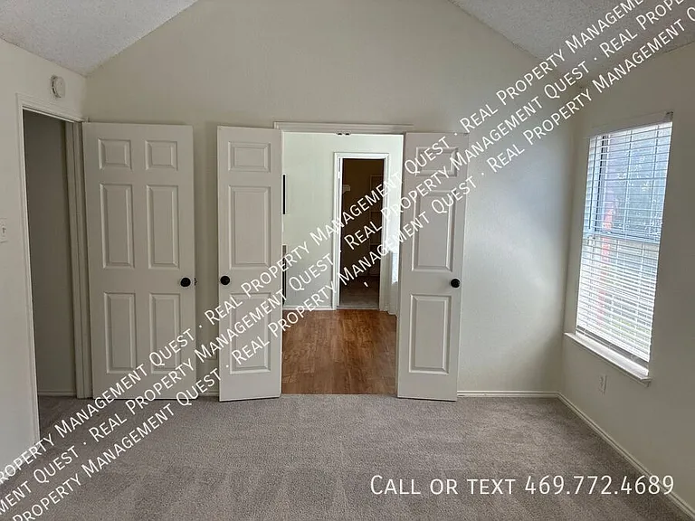 802 Nafus St — Photo 6
