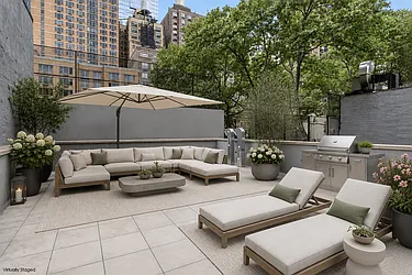 350 West 44th Street, #2O5