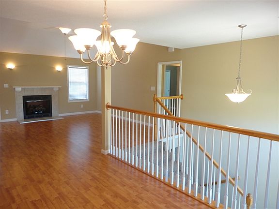 3rd image of 1495 Wilderness Way
