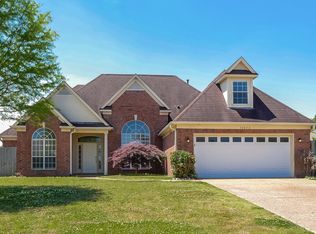 13073 Braybourne Pkwy, Olive Branch, MS 38654