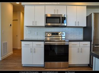 1566 Myers Ln #102, Medford, OR 97501