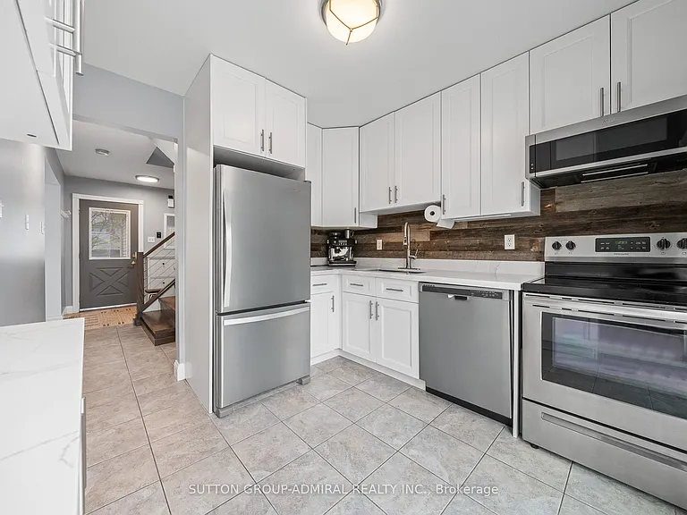 52 Moir Cres — Photo 12