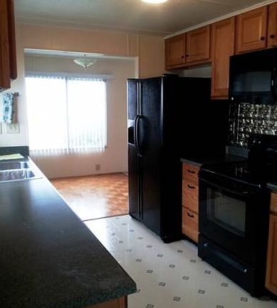 2nd image of 1709 NE 78th St