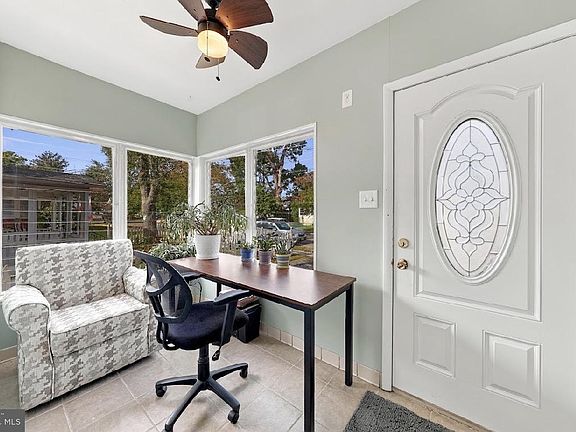 3rd image of 58 Pressey St